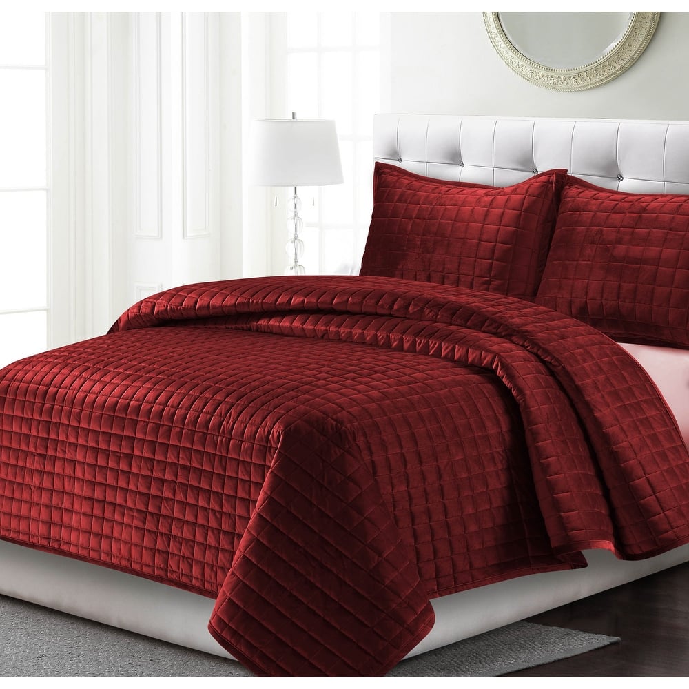 Florence Velvet Oversized Solid Quilt Set
