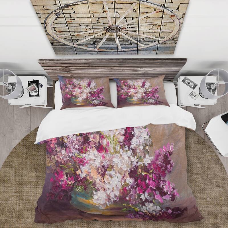 Designart 'Bouquet Of Lilacs Still Life' Traditional Duvet Cover Set