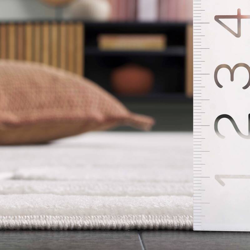 SAFAVIEH Selena Genoveffa Modern Contemporary Rug