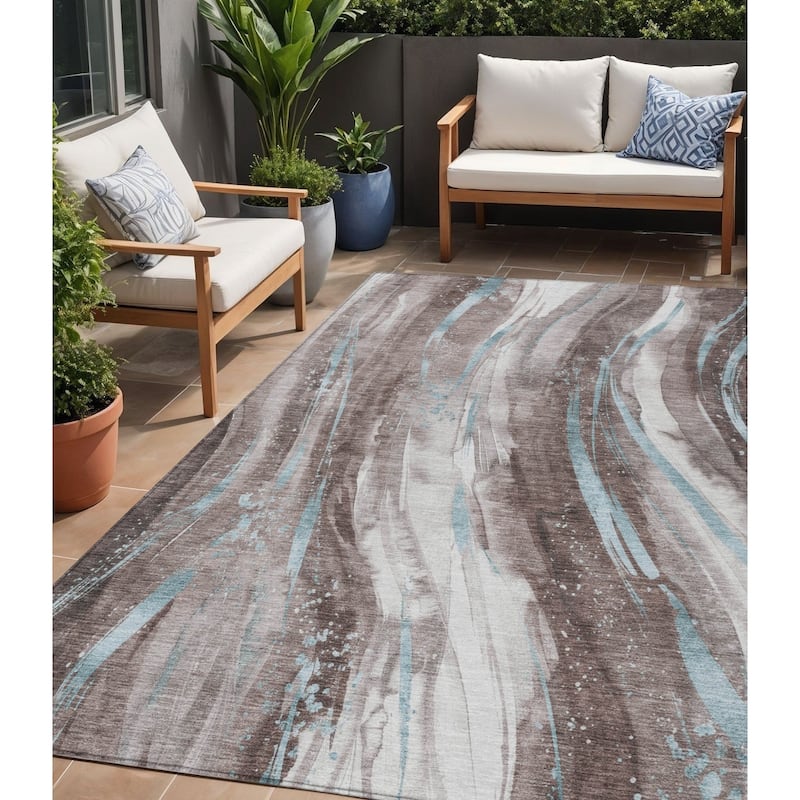 HomeRoots Abstract Transitional Rectangle Outdoor Rug - 5' X 8'