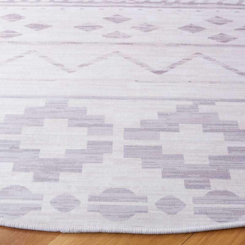 SAFAVIEH Tucson Christena Transitional Machine Washable Rug