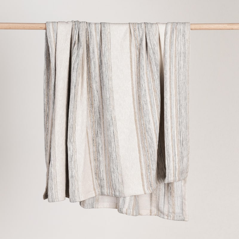 Villa by Classic Home Rockport Cotton Fabric Throw - 50x70