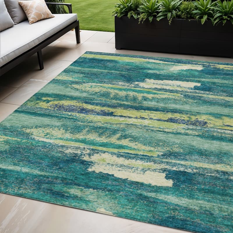 HomeRoots Abstract Transitional Rectangle Outdoor Rug - 5' X 8'