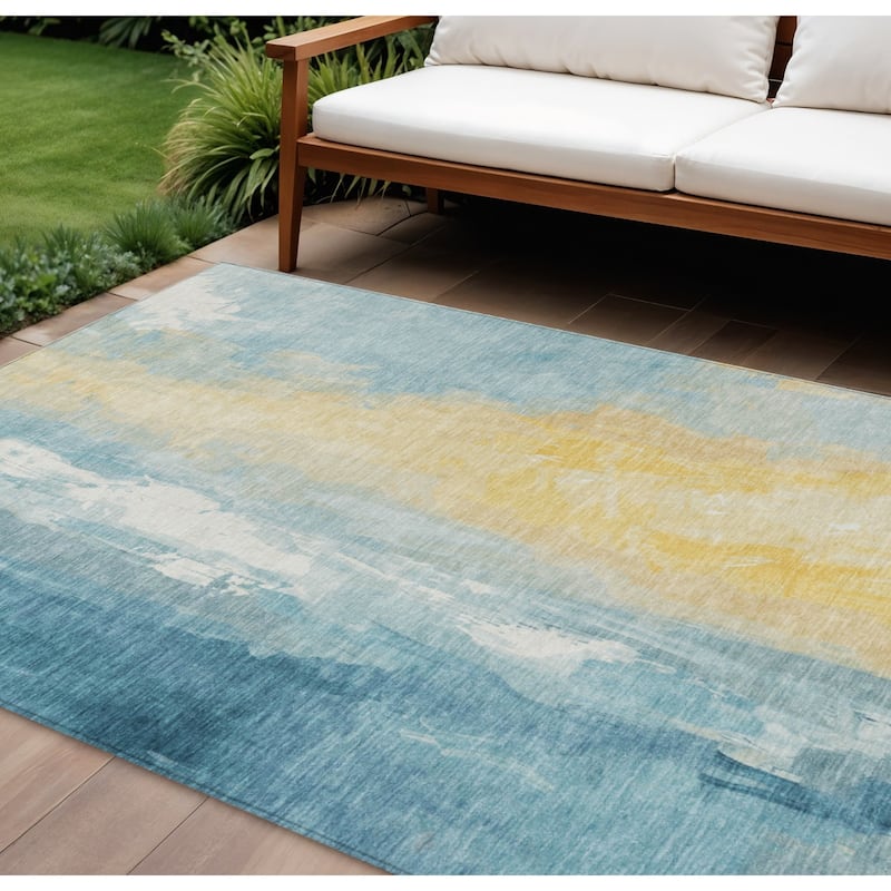 HomeRoots Abstract Transitional Rectangle Outdoor Rug - 10' X 14'