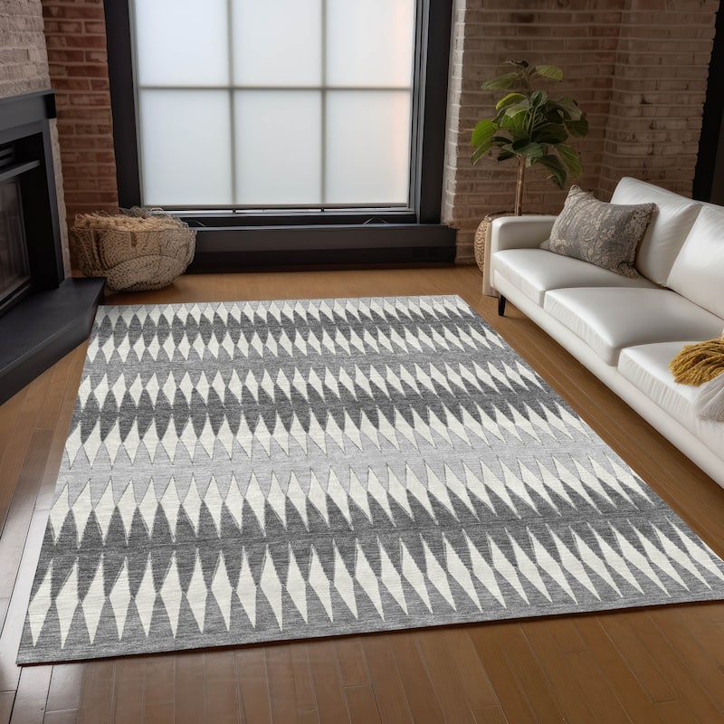 Machine Washable Indoor/ Outdoor Chantille Contemporary Rug