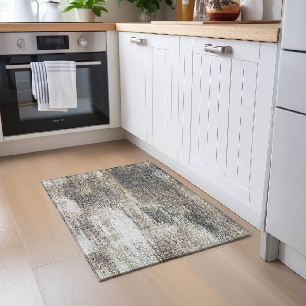 Machine Washable Indoor/ Outdoor Modern Ombre Chantille Rug