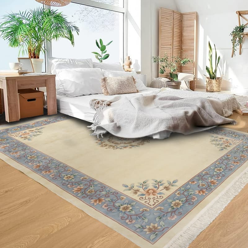Gertmenian Oriental Estate Traditional Oriental Floral Border Metallion Hand Knot Wool Area Rug Collection