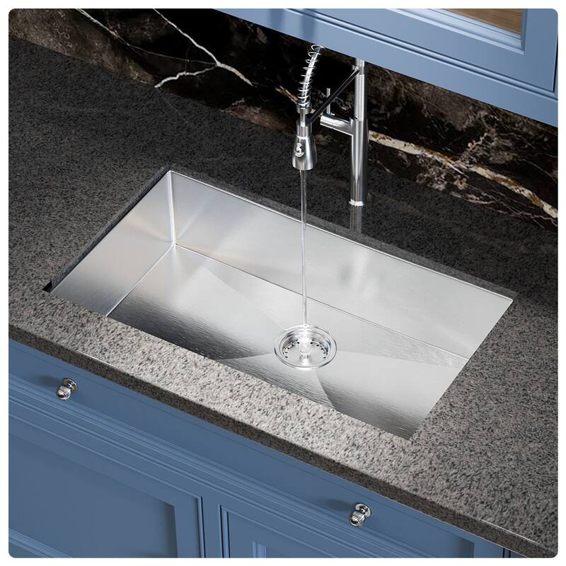 Eviva Aries 30" x 18" Stainless Steel Undermount Kitchen Sink - Silver