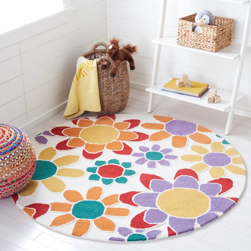 SAFAVIEH Handmade Kids Khadijah Floral Wool Rug - 5' Round - Ivory/Gold
