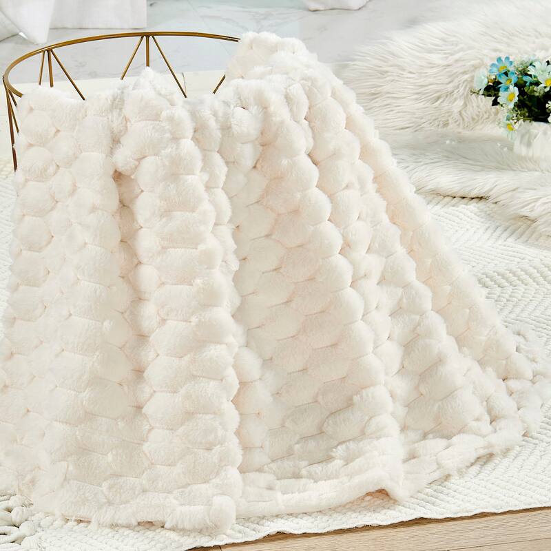 Home Soft Things Super Soft Fluffy Textured FauxFur Throw Blanket