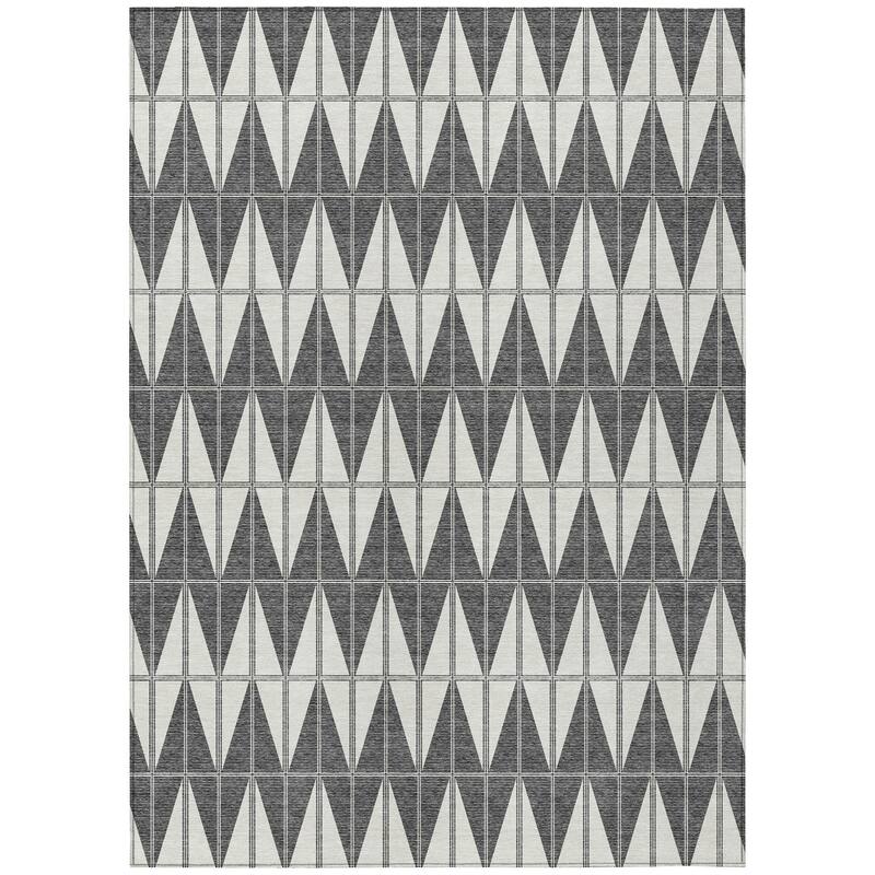 Machine Washable Indoor/ Outdoor Modern Zeke Chantille Rug