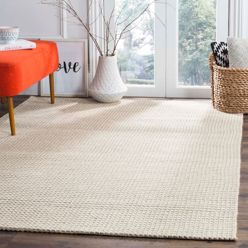 SAFAVIEH Handmade Natura Refiqe Wool Rug - 5' x 8' - Silver/Ivory - Rectangle