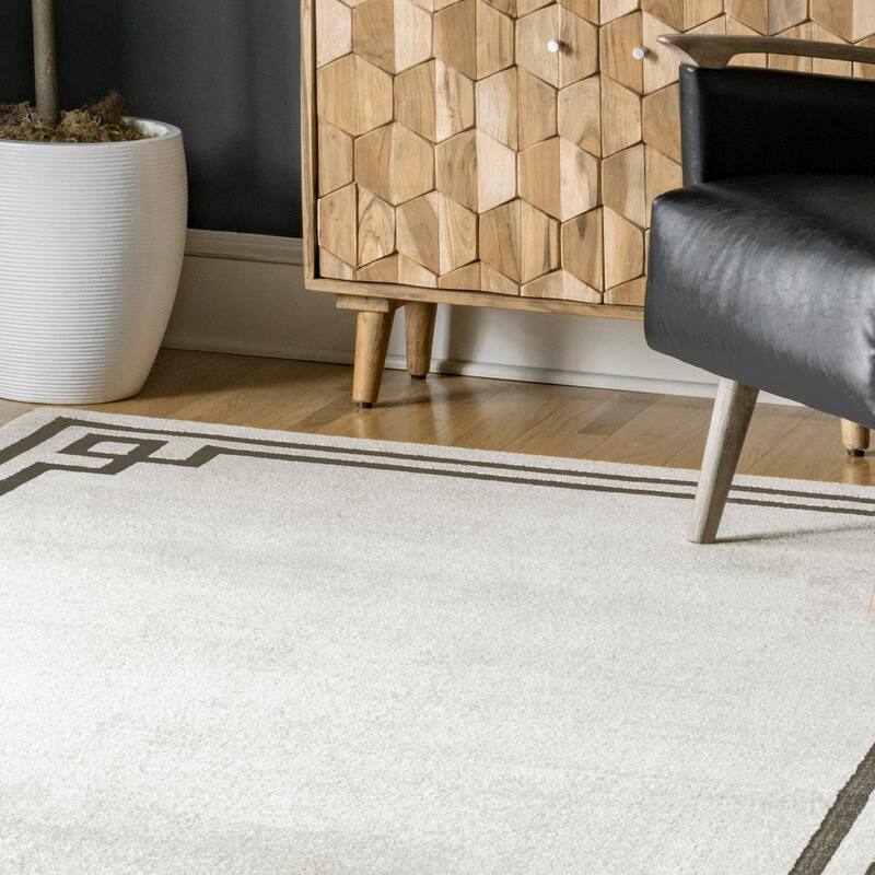 Nuloom Geometric Imani Border Area Rug