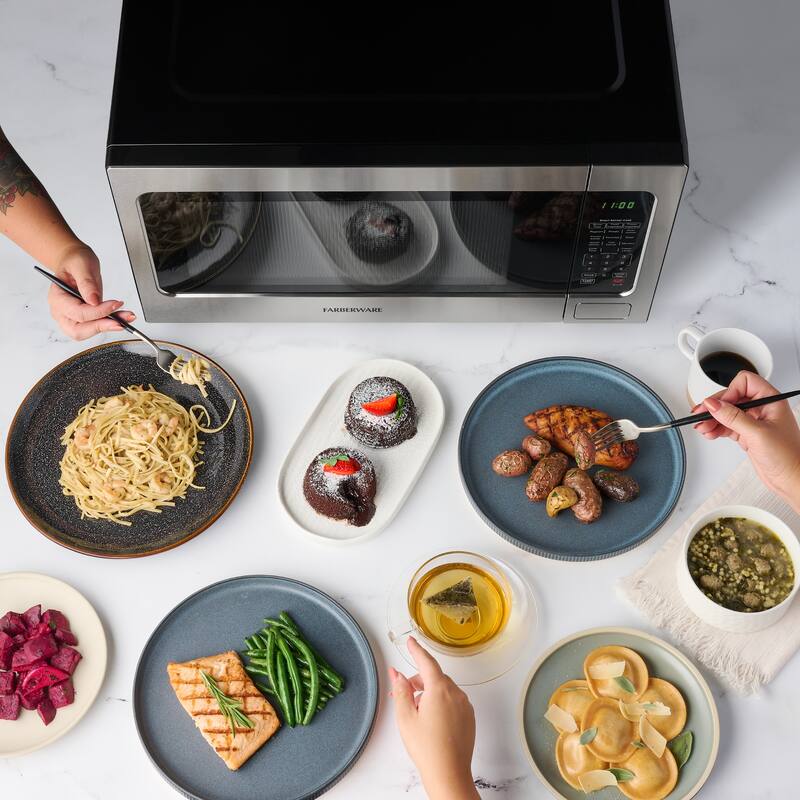 Farberware Professional 2.2 Cu. Ft. 1200-Watt Microwave Oven with Smart Sensor Cooking, Stainless Steel