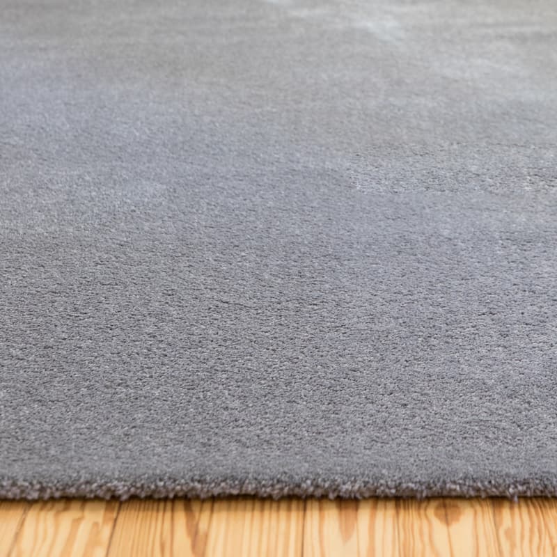 Porch & Den Morganfield Solid Color Area Rug