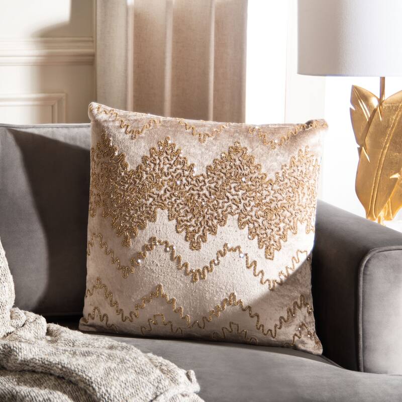 SAFAVIEH Isabella 18-inch Sparkle Gold Decorative Pillow