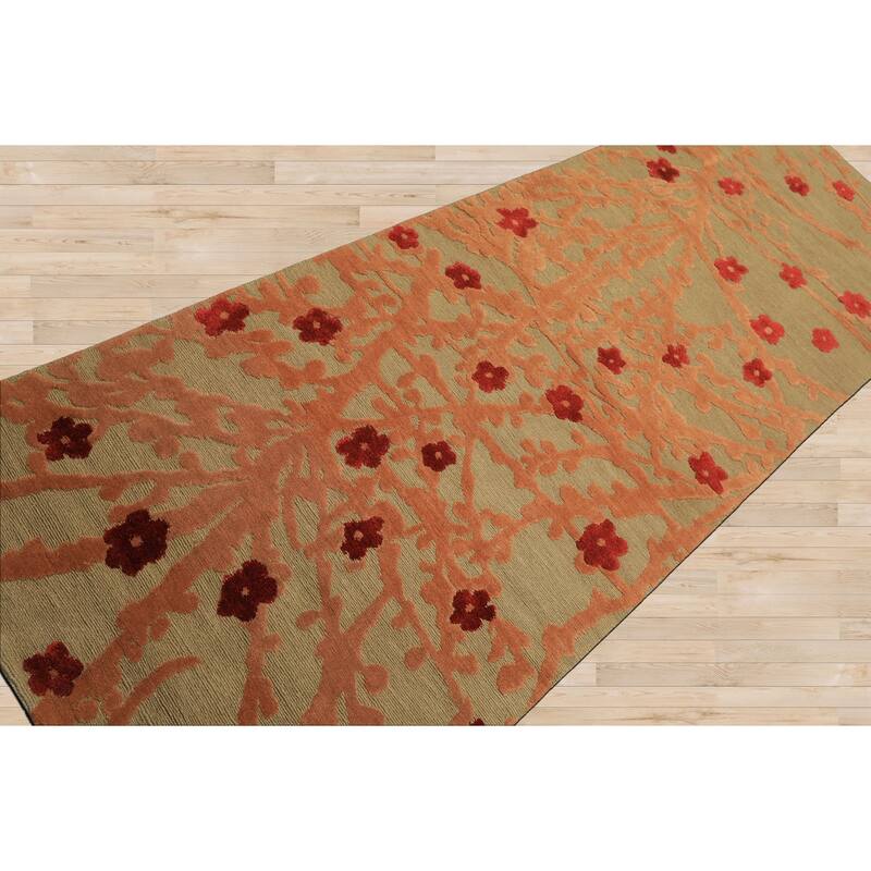 3x8'9'' Tibetano Runner Hand Knotted Wool & Silk Mint Tibetan Boho Low Pile Rug - 3' x 8' 9''