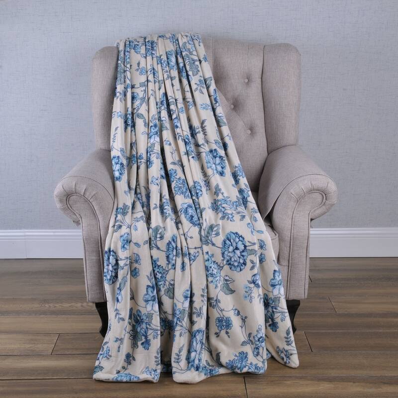 Printed Flannel Tropical Flower French / Puerto Rico Floral Throw - carnation blue