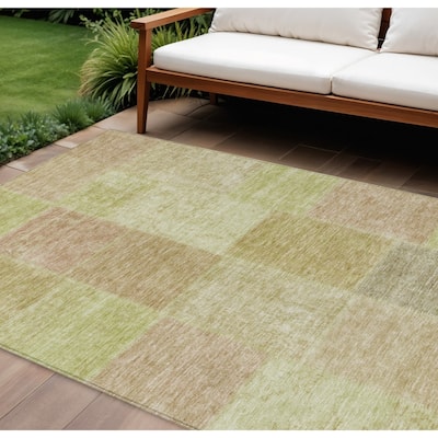 HomeRoots Patchwork Transitional Rectangle Outdoor Rug