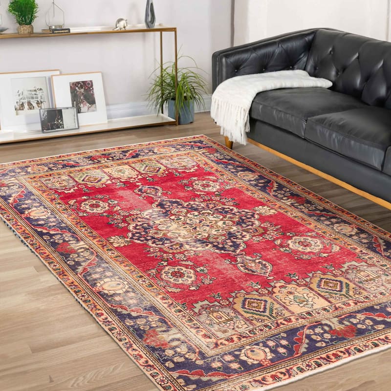 ECARPETGALLERY Hand-knotted Antalya Vintage Red Wool Rug - 6'3 x 9'4
