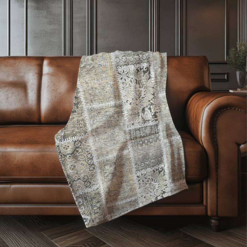 Premium Machine Washable Traditional Patchwork Sherpa Throw Blanket - Taupe - 4'2" x 5'10"