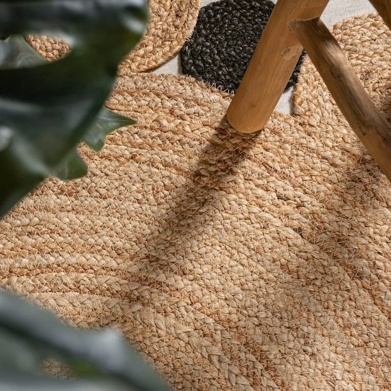 JONATHAN Y Aurora Geometric Jute Circle Area Rug