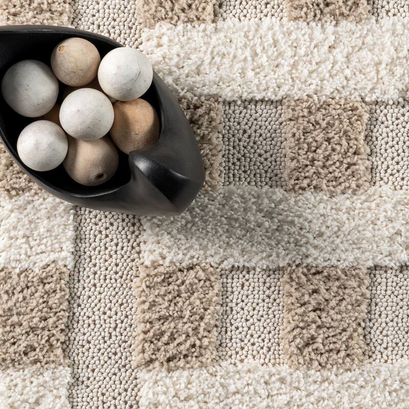 Nuloom Cordelia Fragmented Stripes Tasseled Area Rug