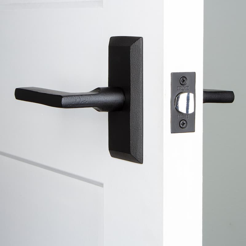 Ageless Iron Vale - Rustic Cast Iron Left Handed Privacy Door Lever