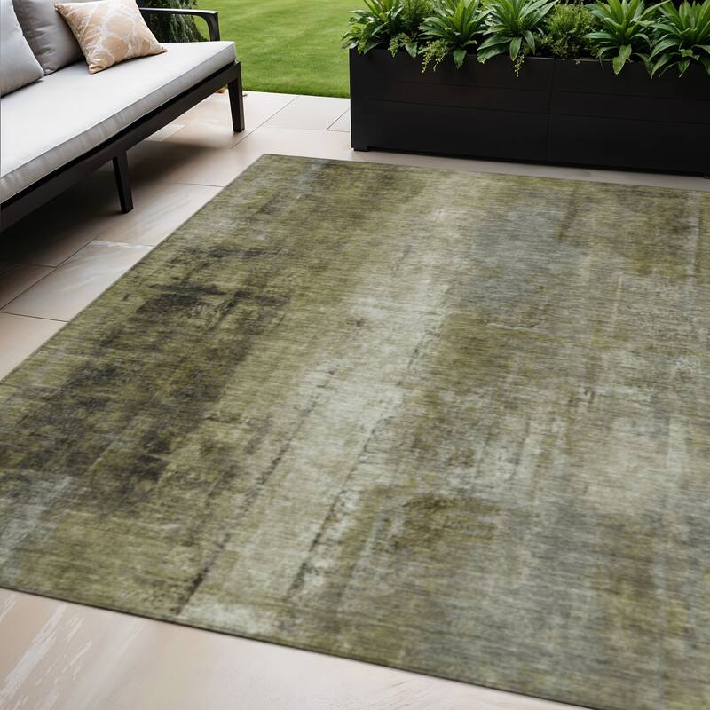 HomeRoots Abstract Transitional Rectangle Outdoor Rug - 5' X 8'