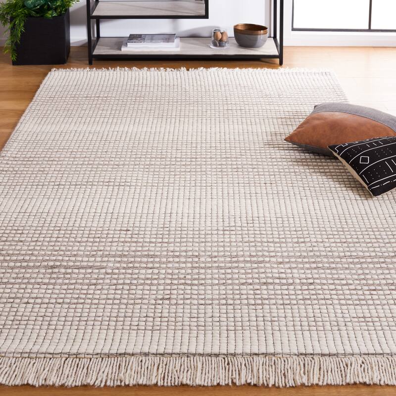 SAFAVIEH Handmade Marbella Letizia Fringe Wool Rug - 8' x 10' - Ivory/Dark Brown