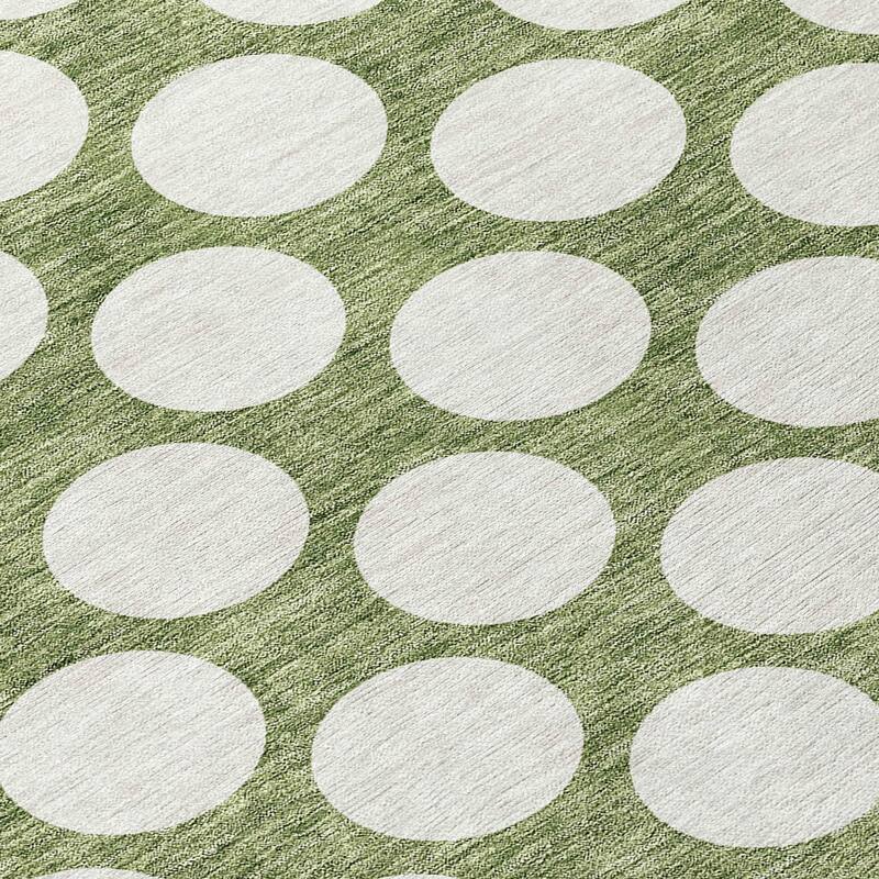 Machine Washable Indoor/ Outdoor Chantille Modern Dots Rug