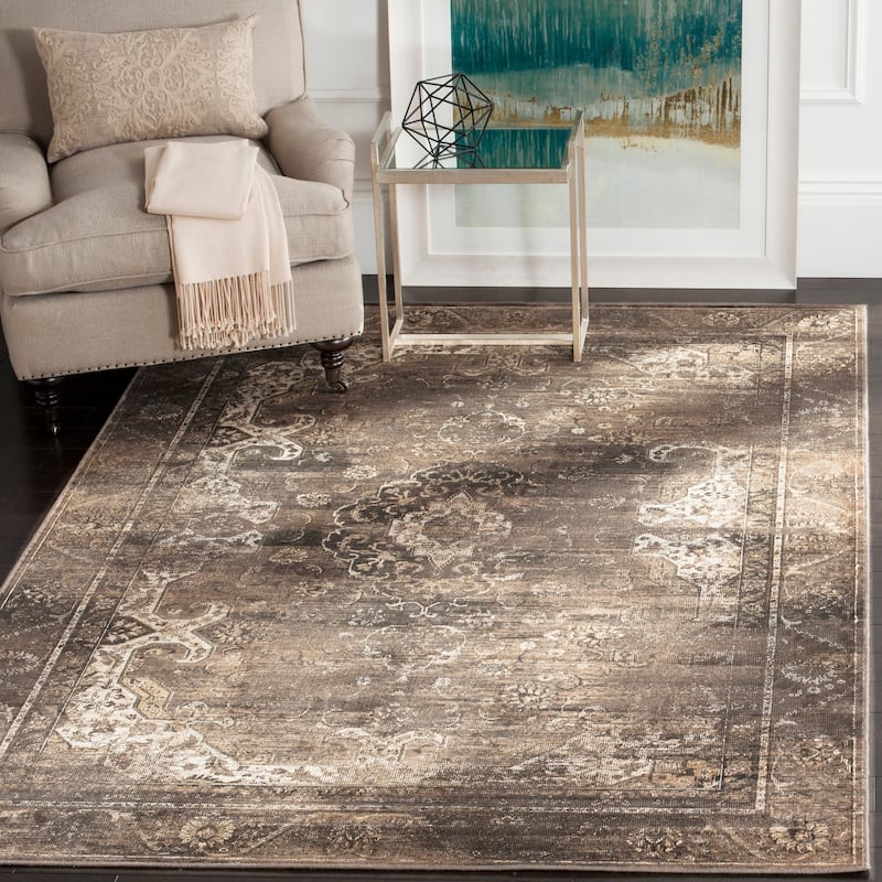 SAFAVIEH Vintage Distressed Boho Hanna Oriental Rug - 4' x 5'7" - Soft Anthracite