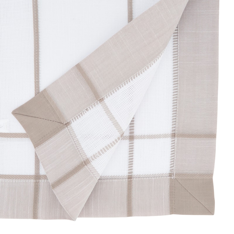 Long Table Runner With Banded Border Design