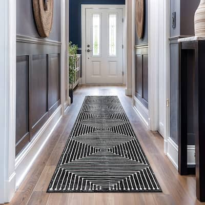 World Rug Gallery Bohemian Stripes Washable Non-Slip Area Rug Perfect for Neutral Spaces in Living Room, Entryway, or Bedroom