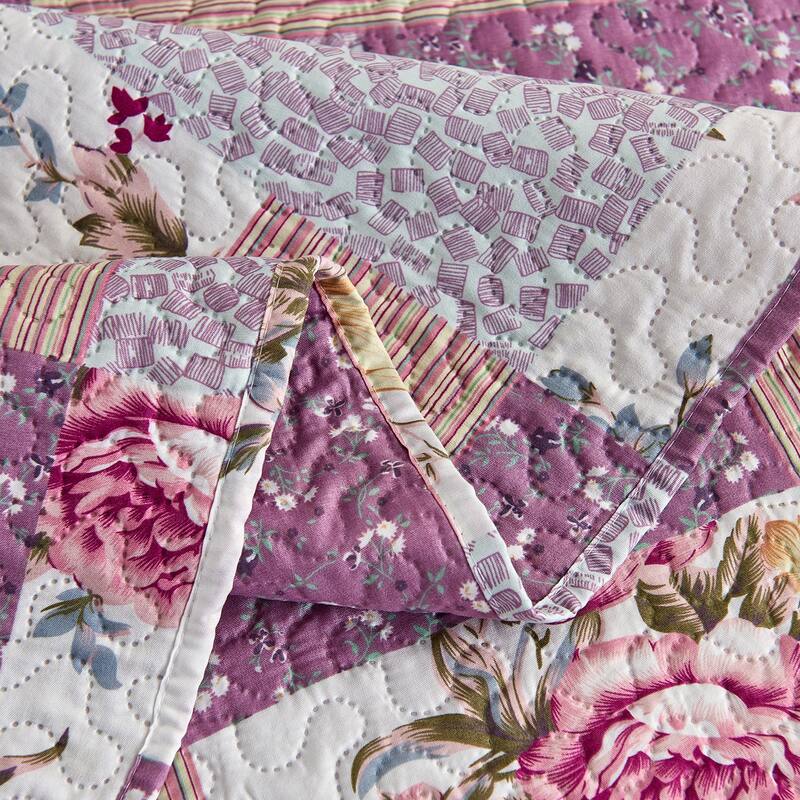 3-piece Printed Reversible Bedding Quilt Set