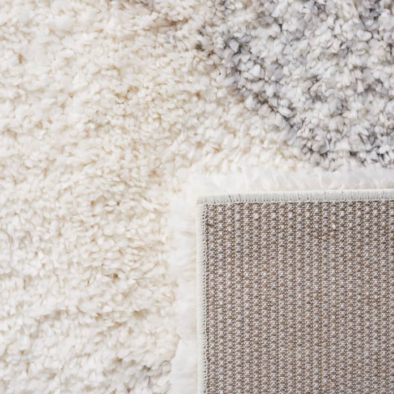 SAFAVIEH Fontana Shag Sayoko Modern 2-inch Thick Rug