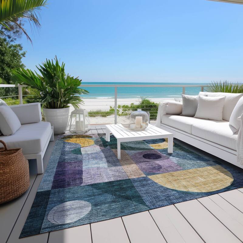 Machine Washable Indoor/ Outdoor Contemporary Geo Chantille Rug