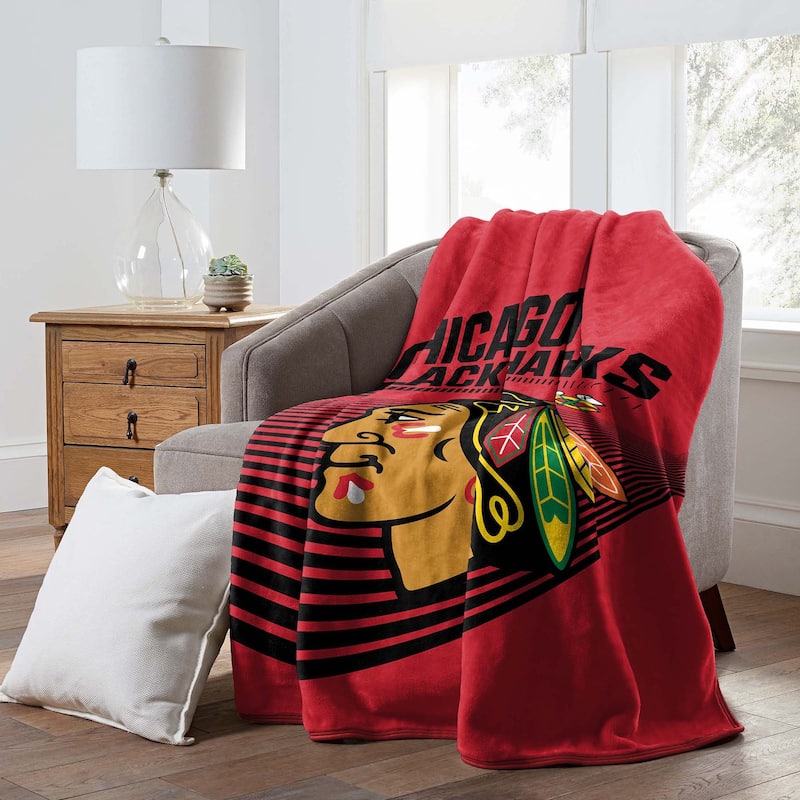NHL Chicago Blackhawks 60" x 80" Raschel Throw Blanket