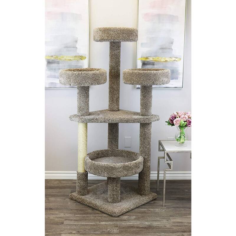 Oversized Cat Tower with Plush Deep Beds and Sisal Rope Posts for Large Breeds and Multiple Cats