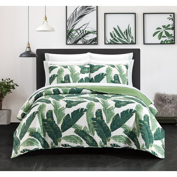 Bed shop throw includes