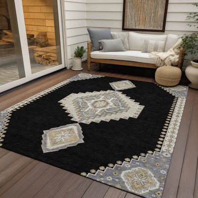 Machine Washable Indoor/ Outdoor Boho Traditional Chantille Rug