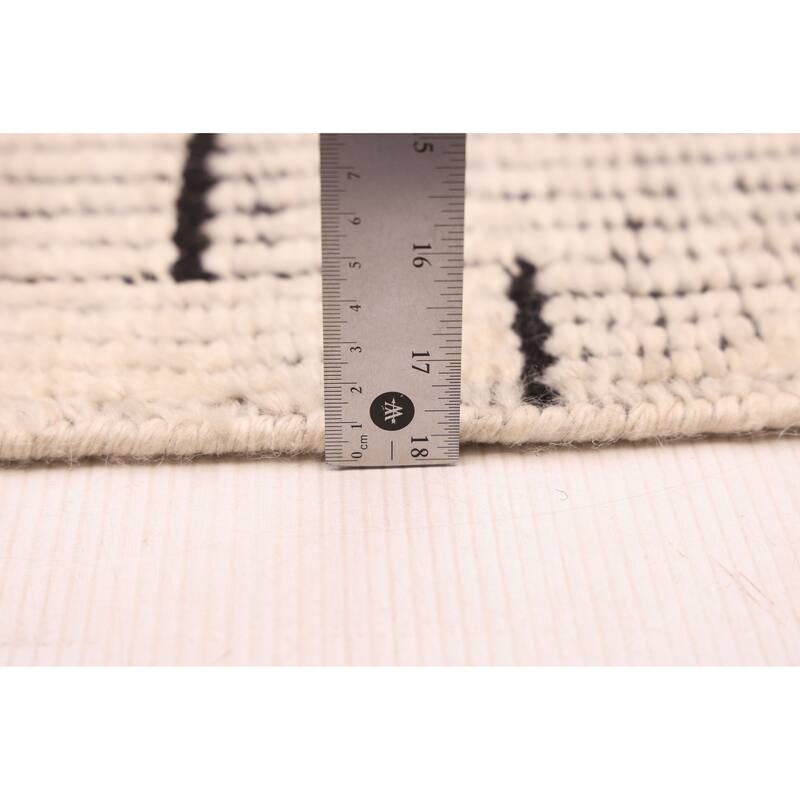 ECARPETGALLERY Hand-knotted Tangier Cream Wool Rug - 5'0 x 7'10