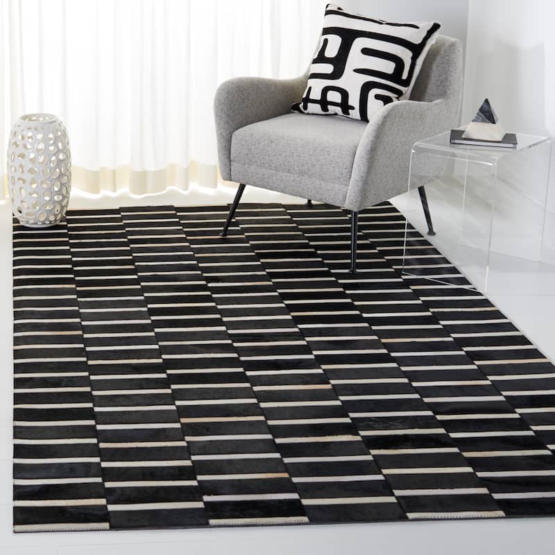 SAFAVIEH Handmade Studio Leather Brande Mid-Century Modern Rug - 6' x 9' - Black/Beige
