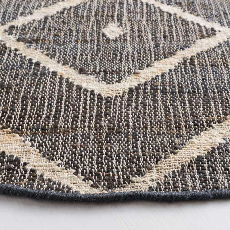 SAFAVIEH Handmade Kilim Fiorinda Flatweave Wool Rug