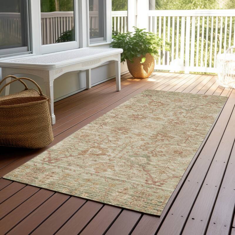 Machine Washable Indoor/ Outdoor Vintage Traditional Chantille Rug