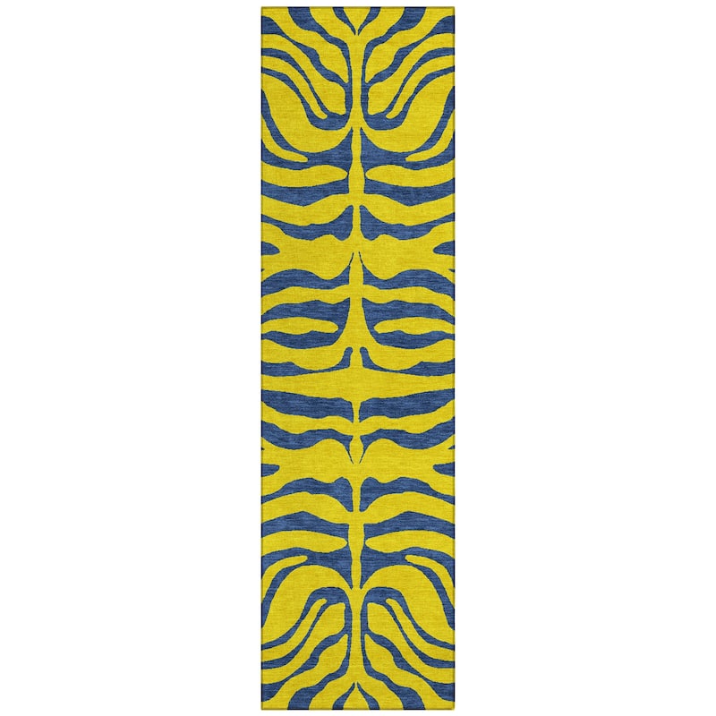 Machine Washable Indoor/ Outdoor Modern Animal Print Chantille Rug