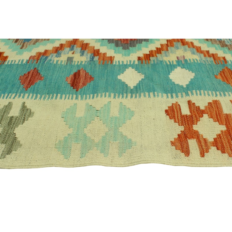 Sangat Flatweave Dell Ivory/Lt. Green Rug - 4'9" x 6'5"