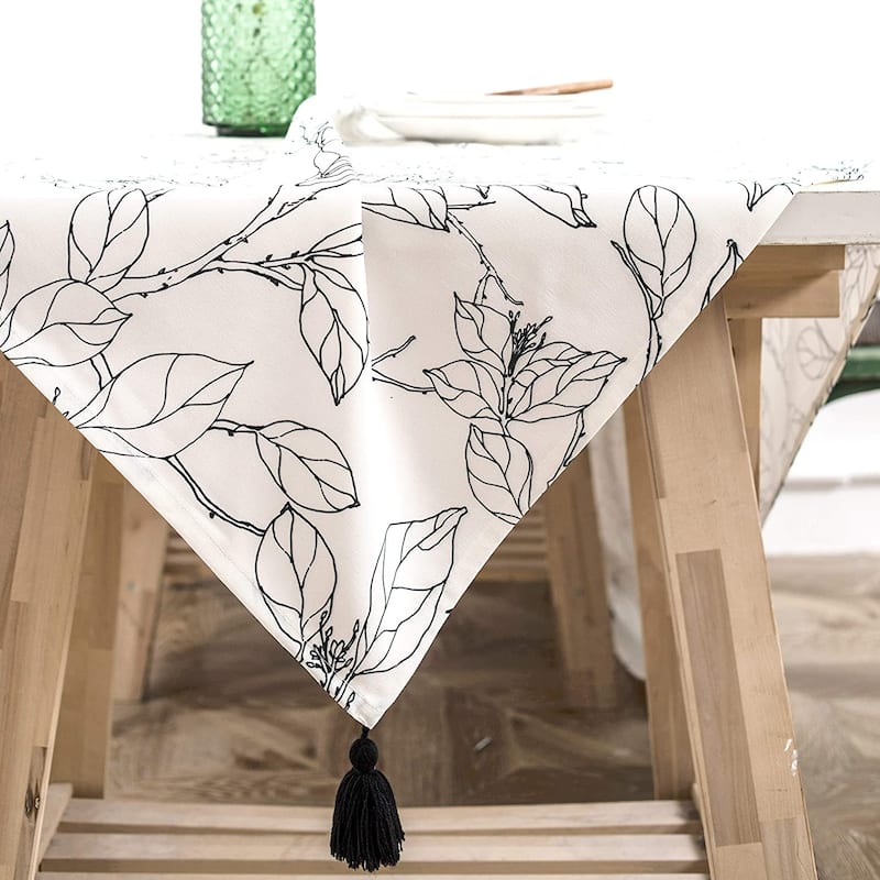 DriftAway Ryan Tassel Rectangle Decorative Table Cloth