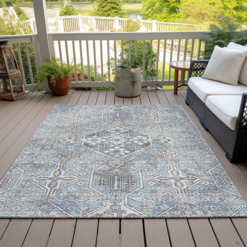 Machine Washable Indoor/Outdoor Traditional Eclectic Chantille Rug
