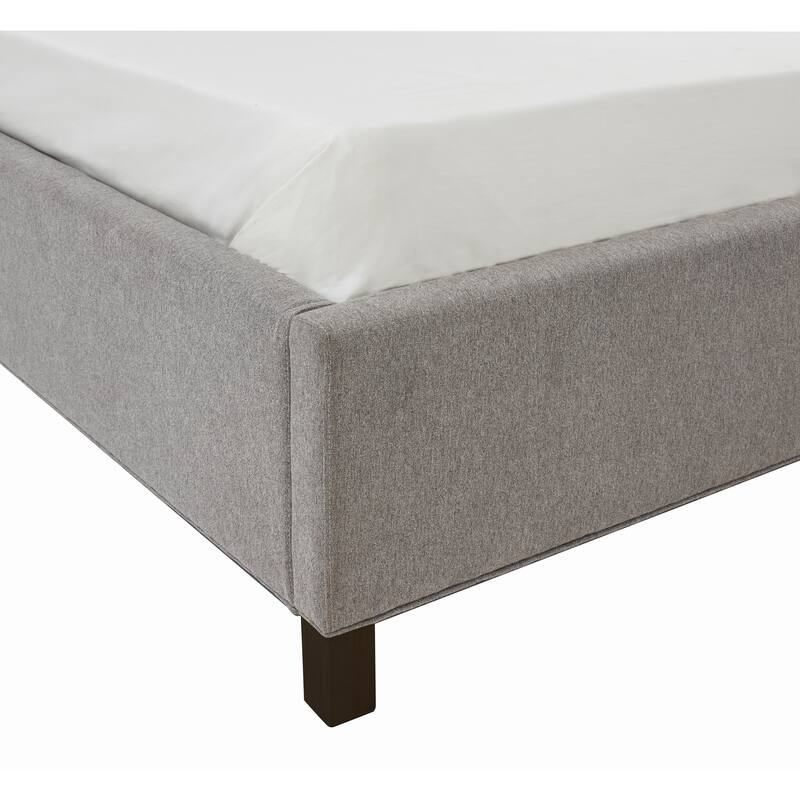 SAFAVIEH Couture Emerson Grid Tufted Bed